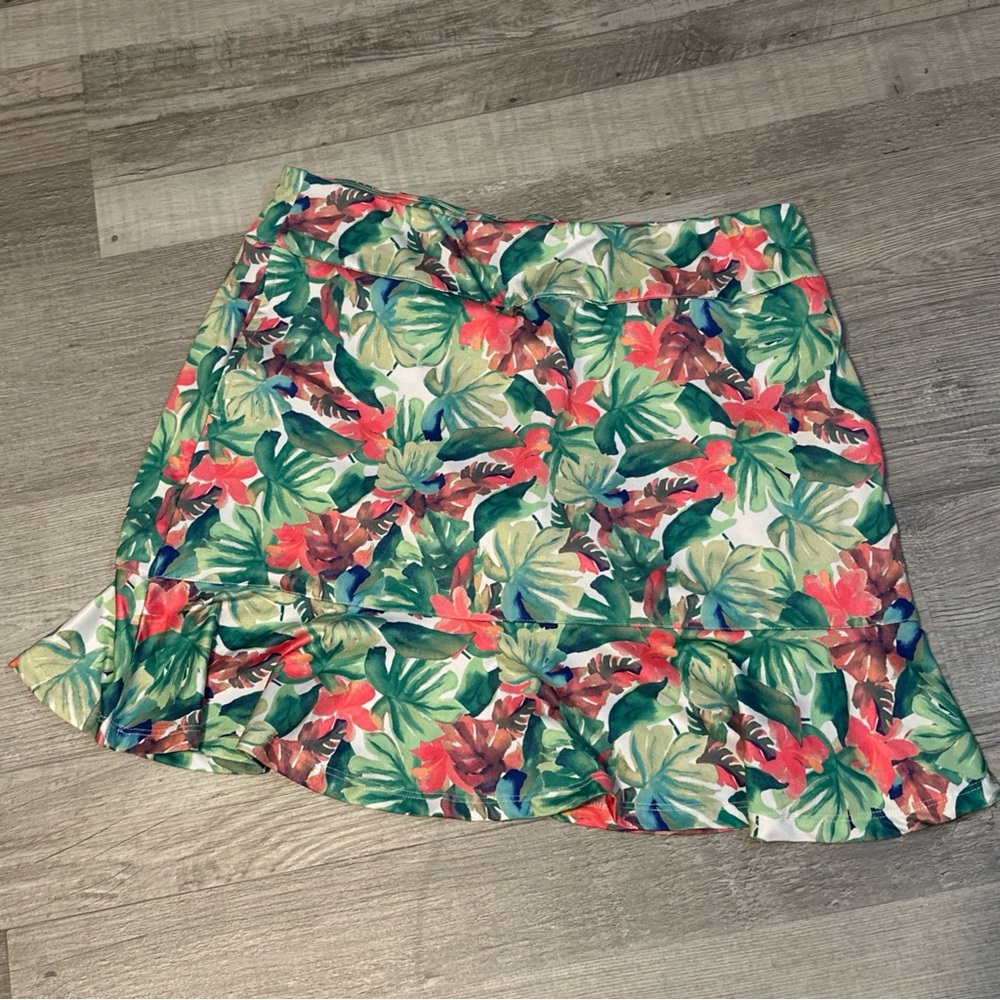 EMERALD 18 Women's Skort in size S